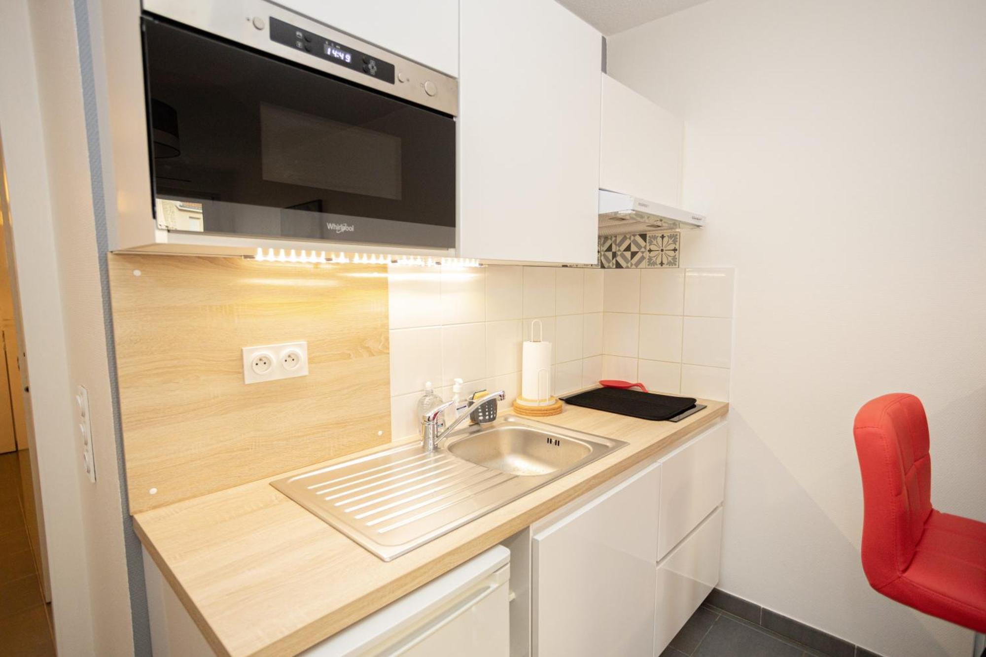 Studio Premium Arrivee Autonome 24S24H Troyes Exterior photo